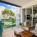 Apartment Renovado Con Estilo En Poniente