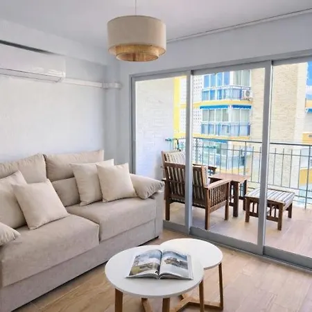 Renovado Con Estilo En Poniente Apartment *