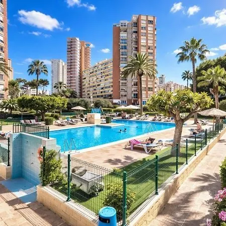 Renovado Con Estilo En Poniente 아파트